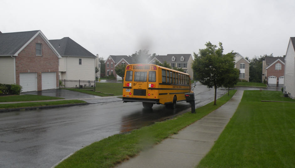 科学网-九辆school bus进入不足百户的康州da