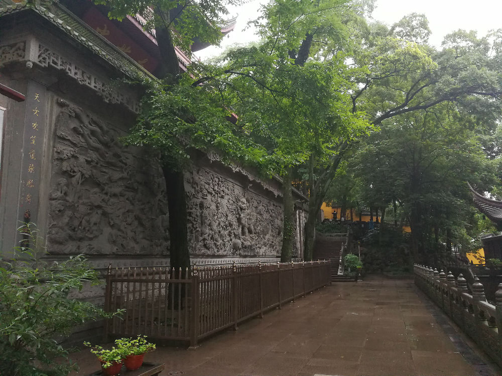 溪山依旧历史人生皆尘埃 溪山依旧历史人生皆尘埃