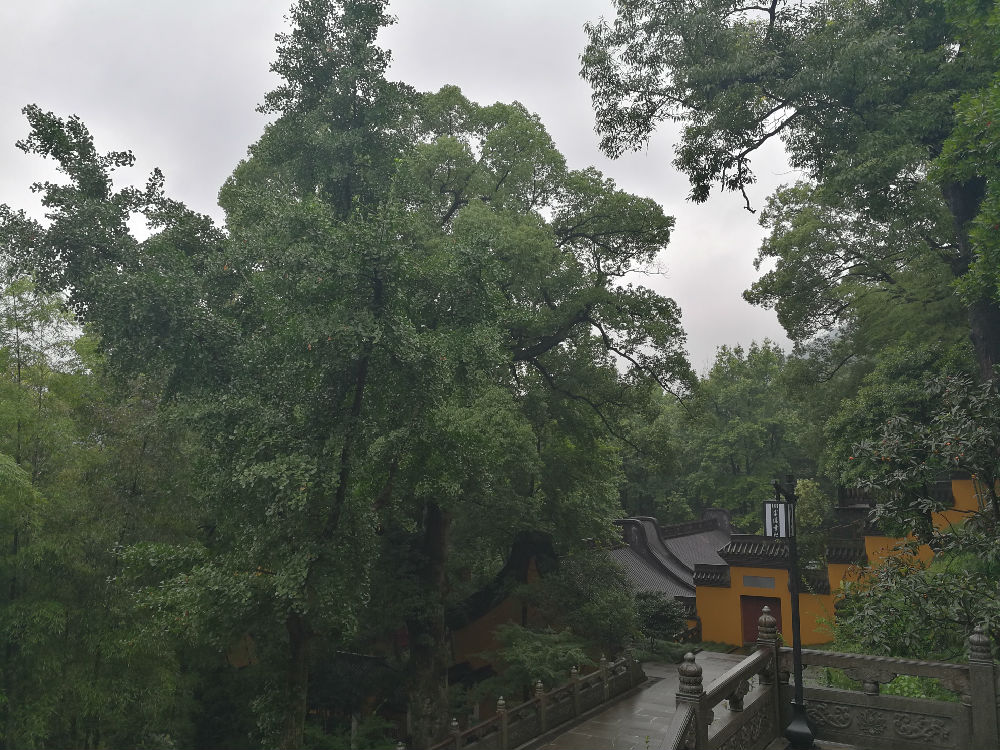 溪山依旧历史人生皆尘埃 溪山依旧历史人生皆尘埃