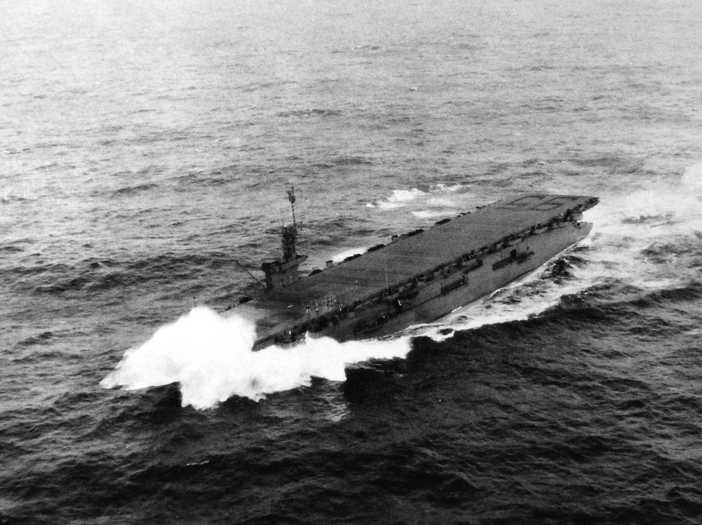 USS_Bismarck_Sea_(CVE-95)_underway_on_24_June_1944_(80-G-240135).jpg