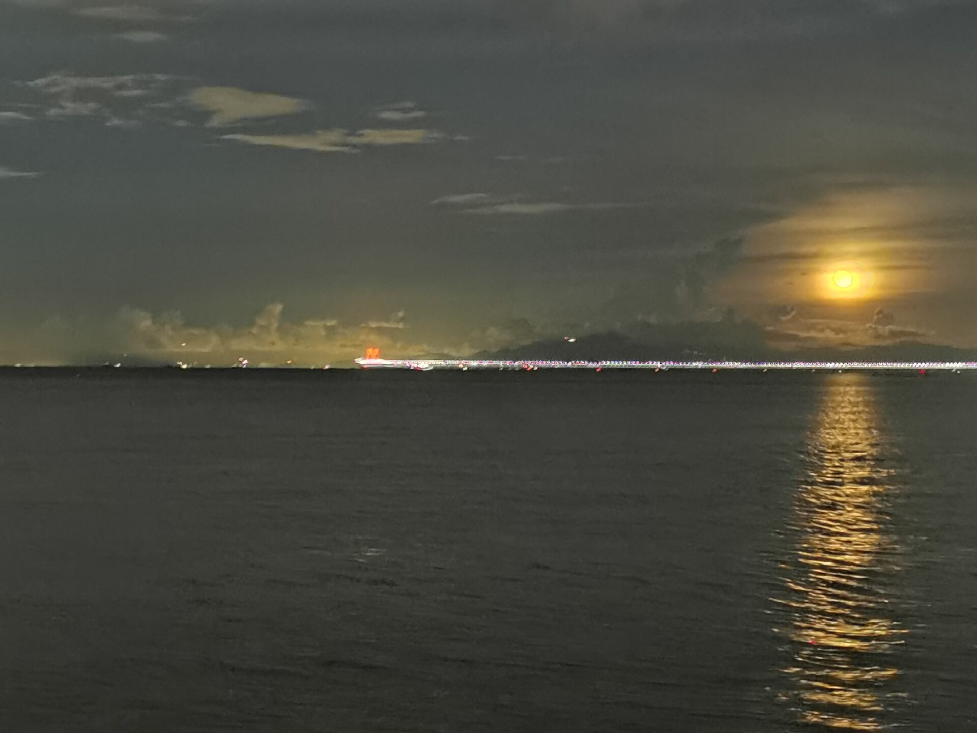 珠海香炉湾夜景11.jpg