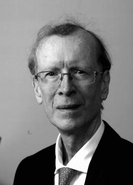 2016  Sir Andrew J. Wiles, The Abel Prize   2016_Wiles_P.Badge_.jpg