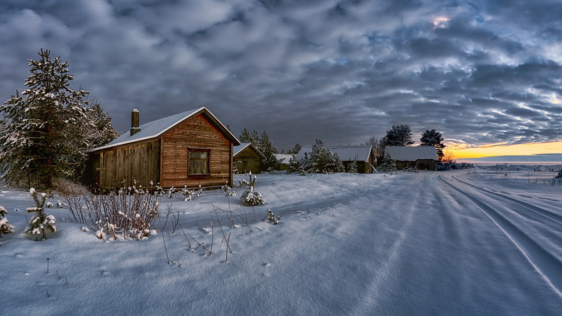 Winter-houses-snow-clouds-dusk_1920x1080.jpg