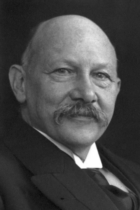Heike Kamerlingh Onnes The Nobel Prize in Physics 1913.jpg