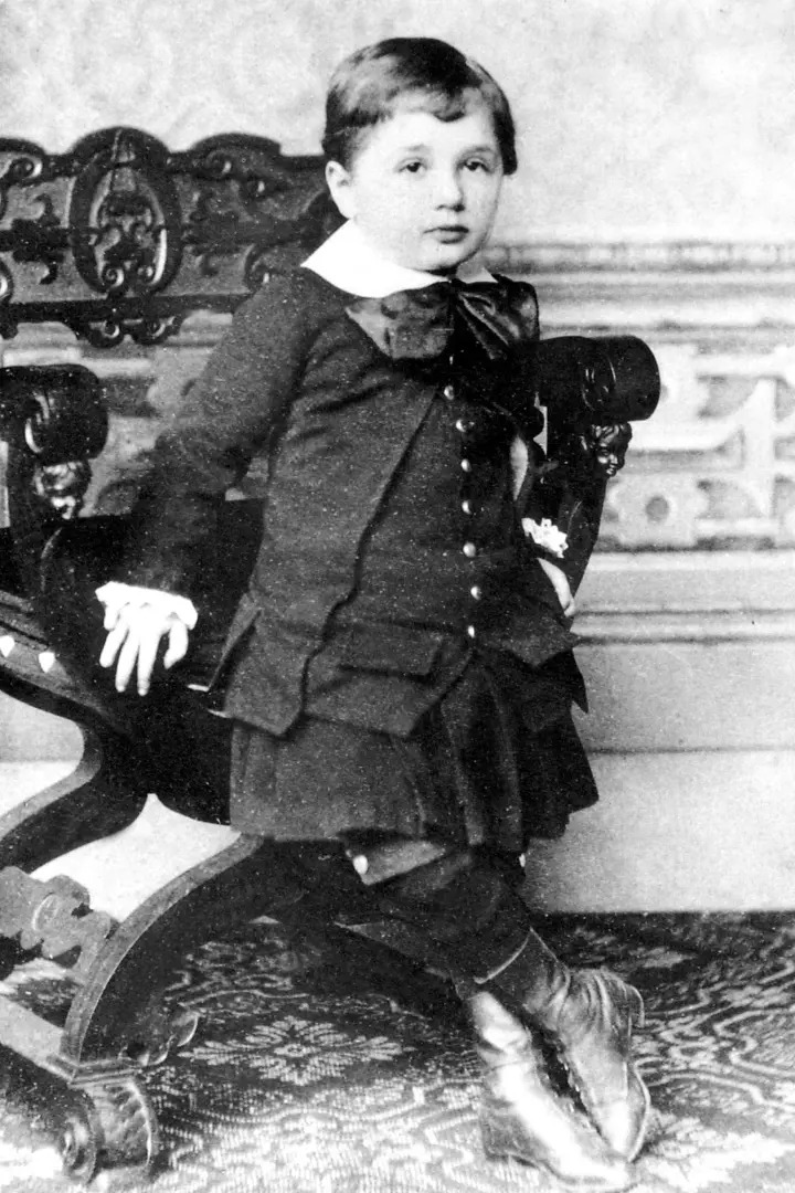 Albert Einstein at age 3   01gv69qj13n8r7tw82f0.jpg