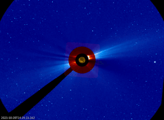 Coronal_mass_ejection_on_28_October_2021_ESA25032924.gif