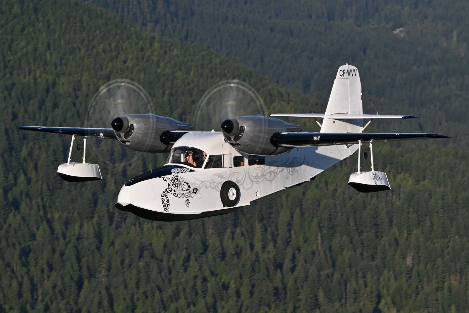 Grumman G-44 Widgeon (C-FWVV) eaf76a2a306524b1d27c51490f47afff210f0ec3.jpg