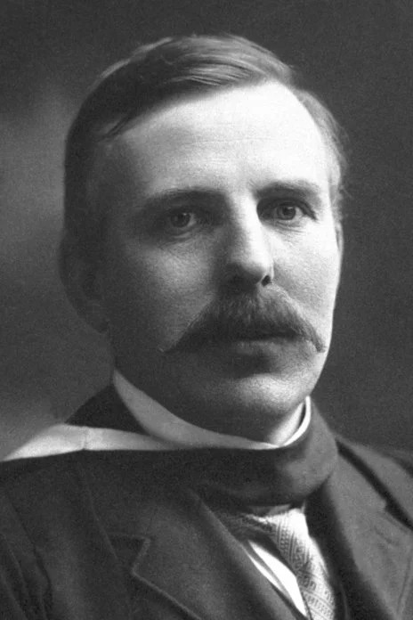 Ernest Rutherford The Nobel Prize in Chemistry 1908 rutherford-12860-portrait-mini-2x.jpg