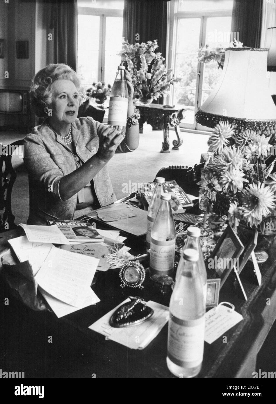 barbara-cartland-sitting-at-her-desk-E0X7BF.jpg