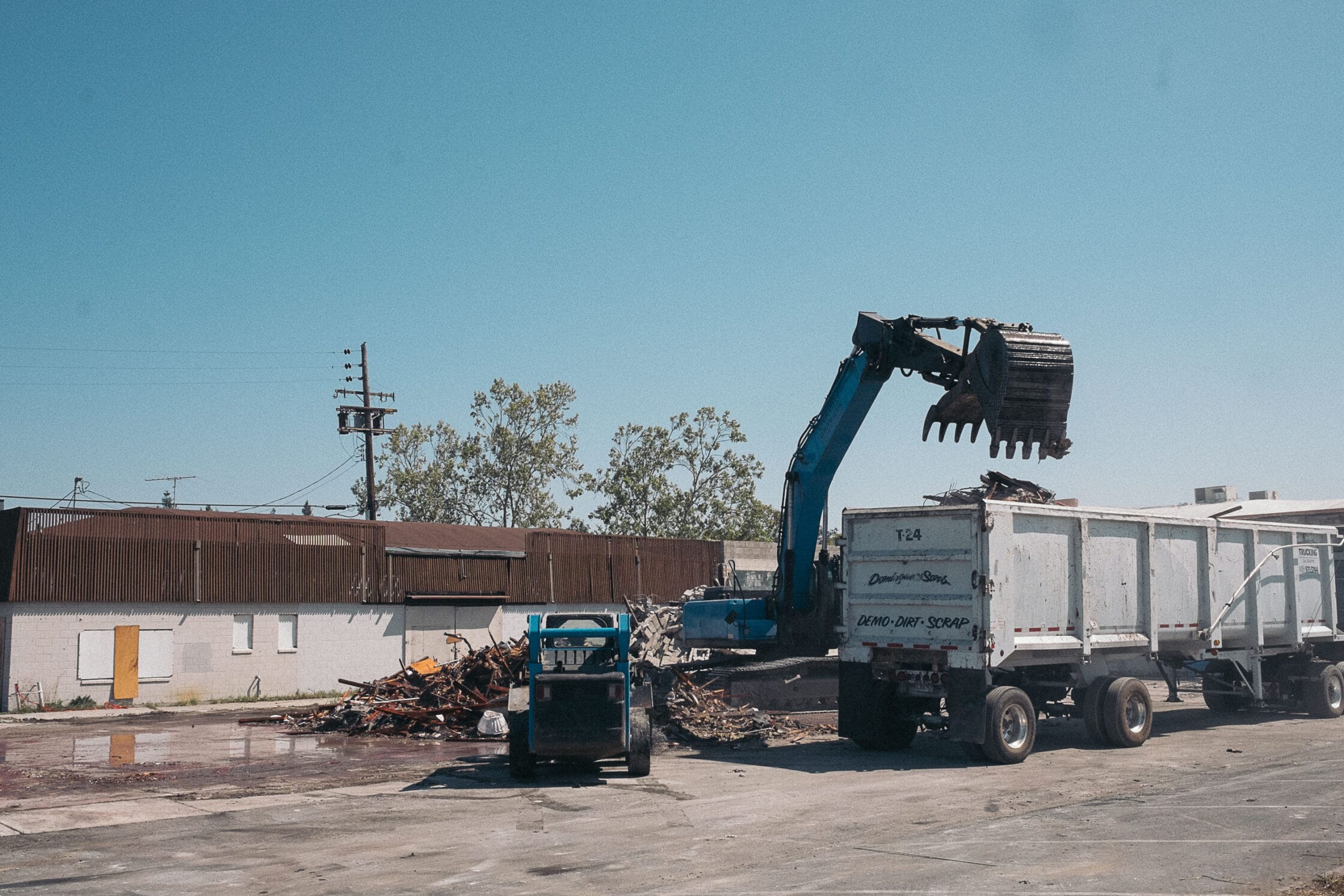 The original Shockley Labs building was torn down on April 3, 2015..jpg