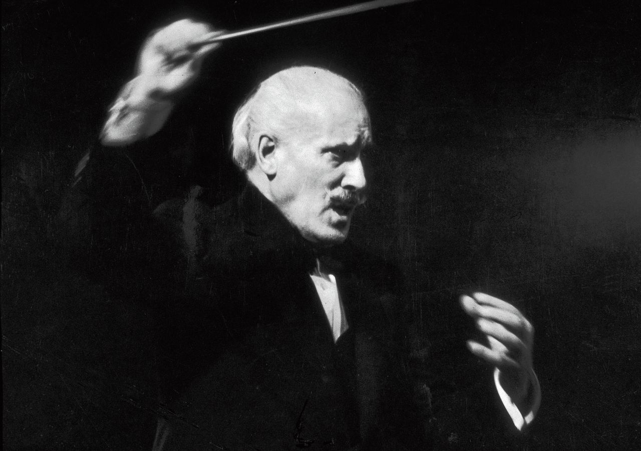 Arturo Toscanini 55 data18498032-83b3c2.jpg