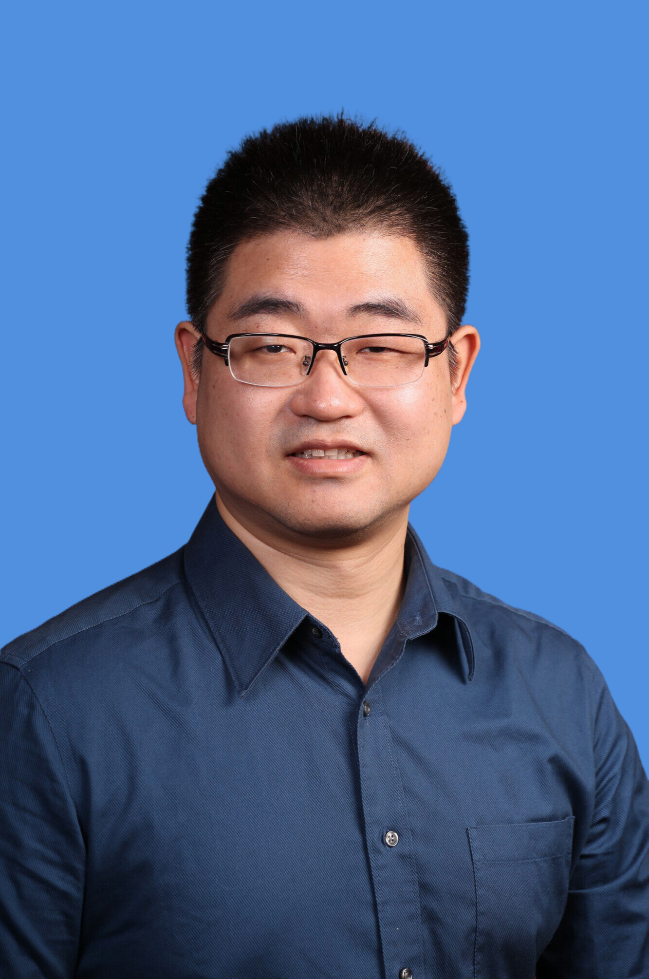 向雪松.png