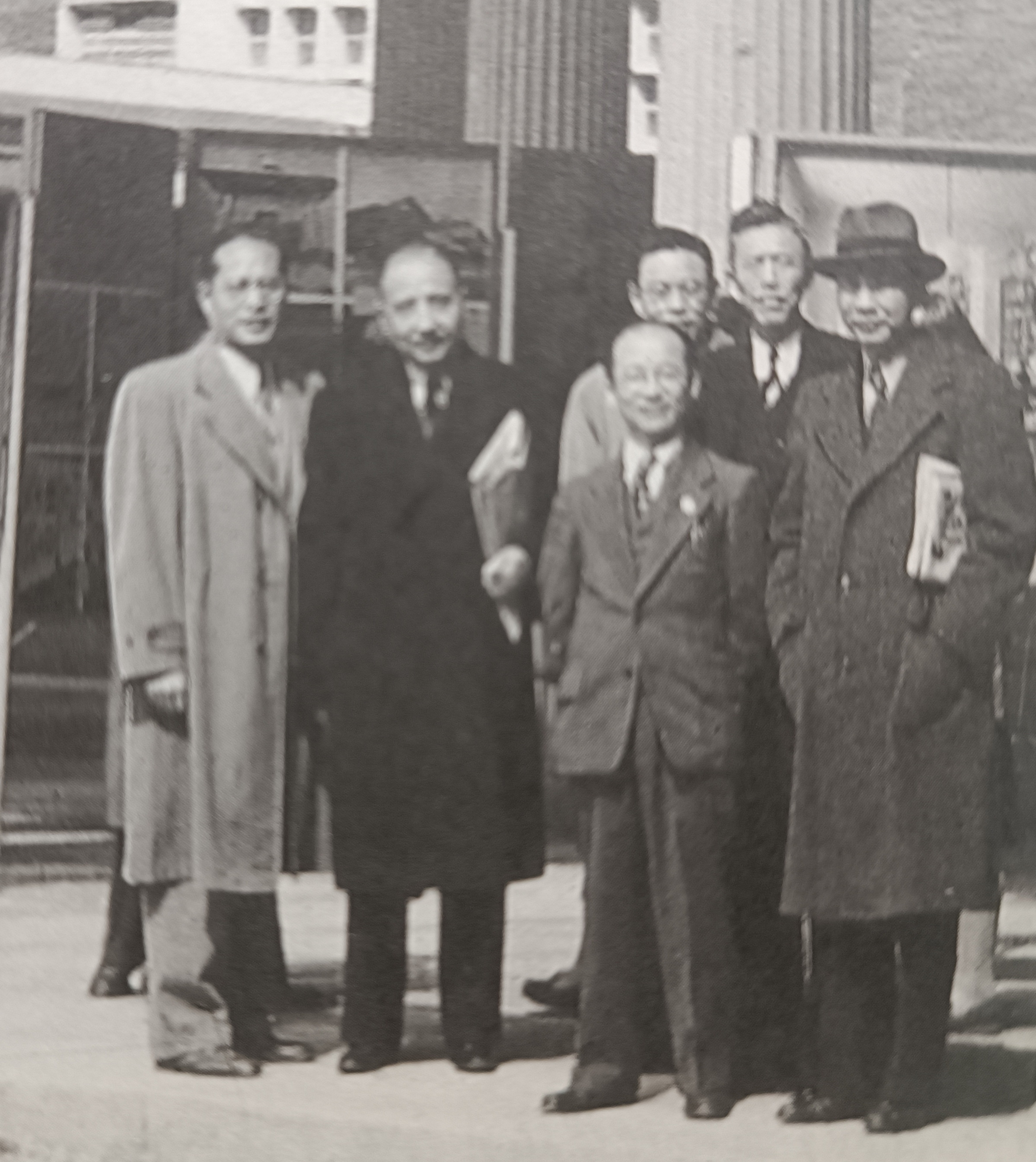 Ǯ.jpg