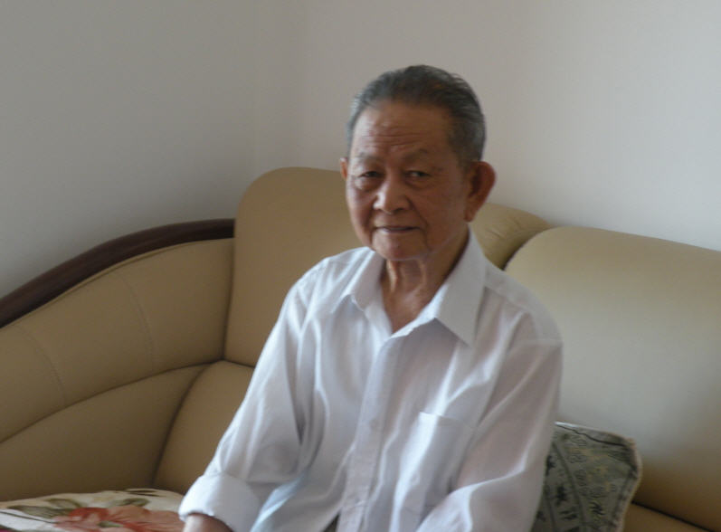 caihuying09-06-10B.jpg