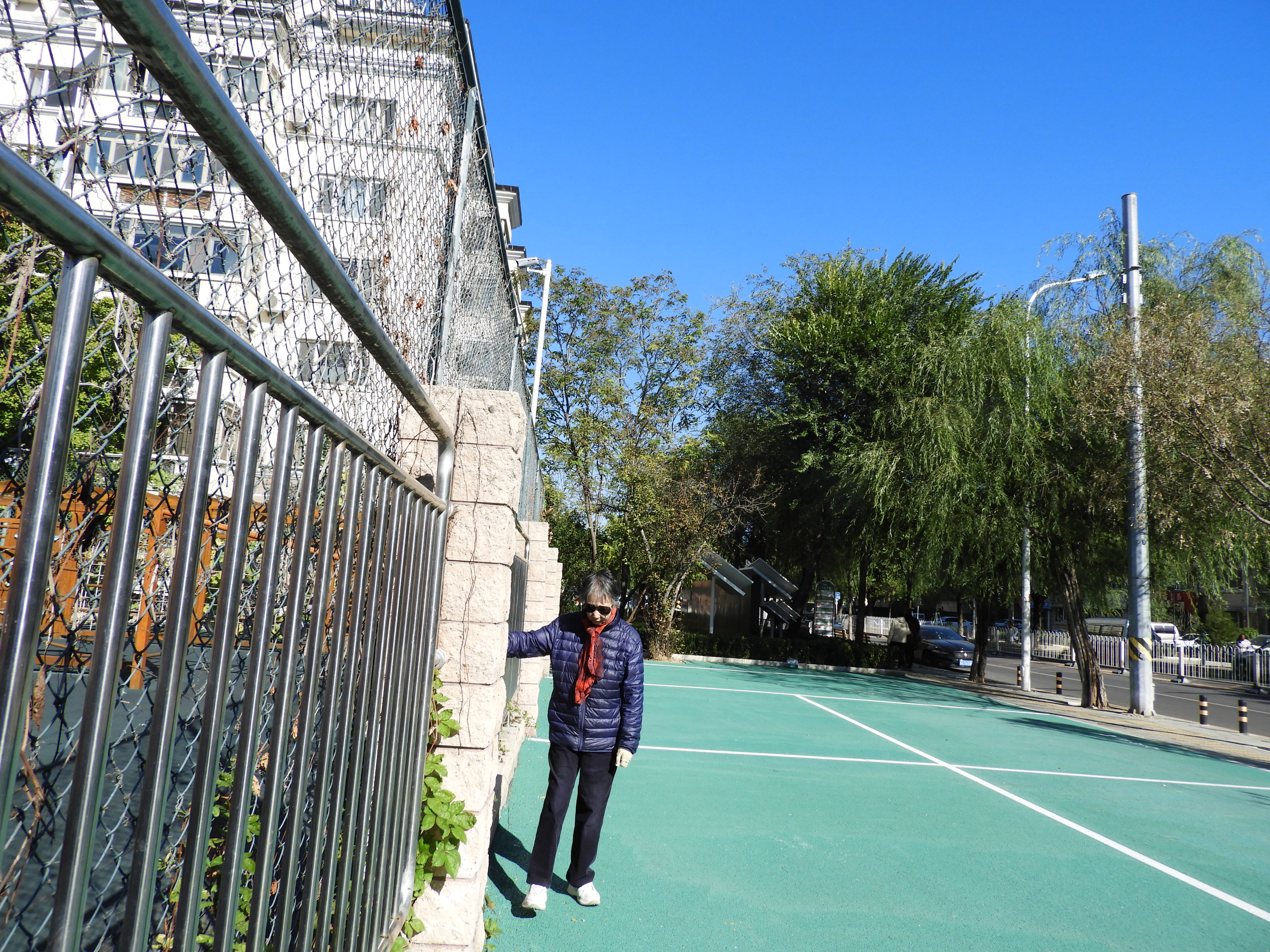 DSCN2012.JPG