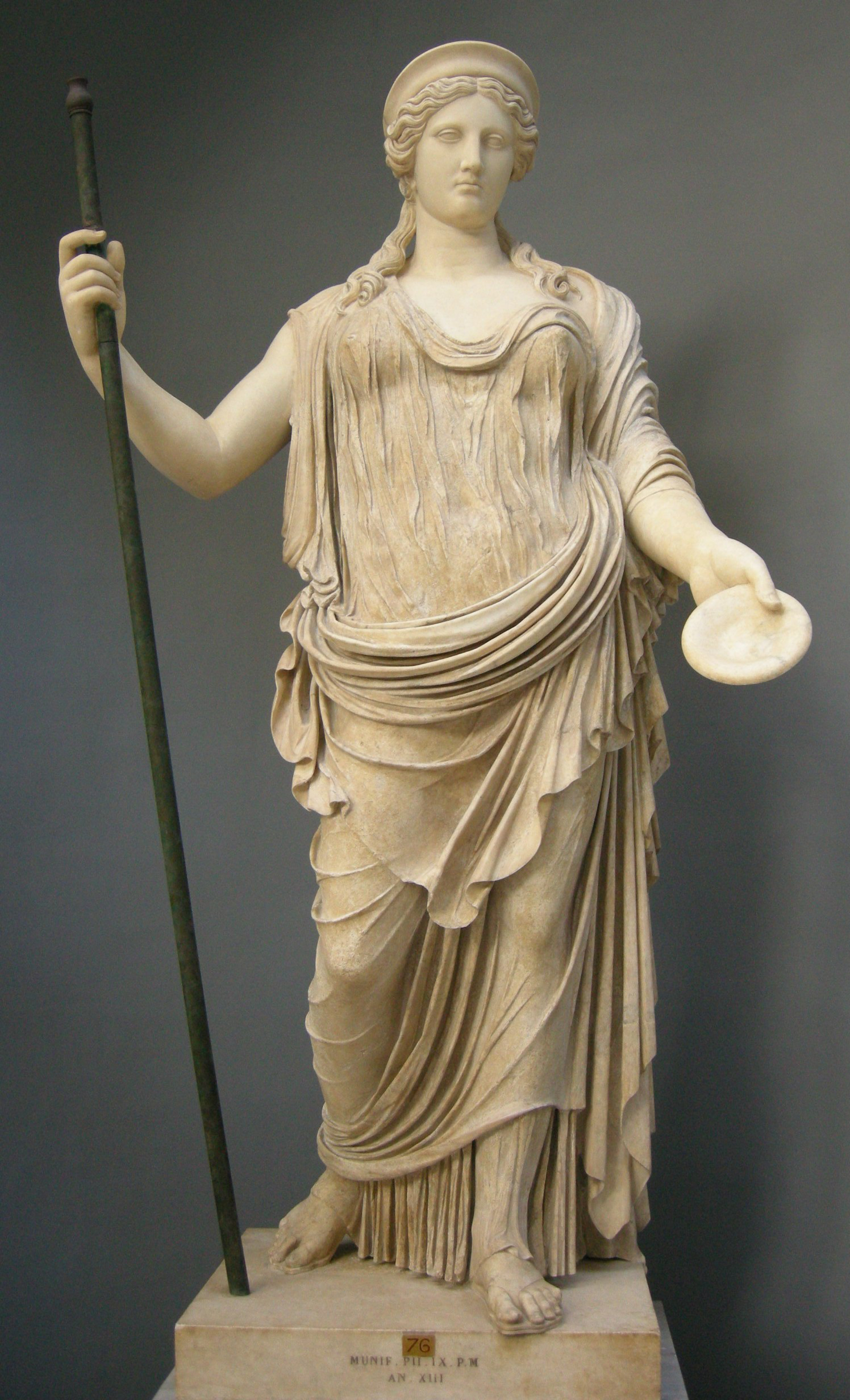 Hera Facts - Queen of Olympus & Greek Goddess Of Marriage.jpg