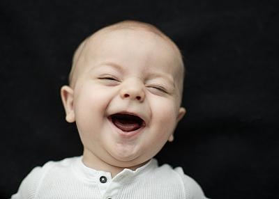 笑小孩 224858kyilyyraeyjdueip.jpg