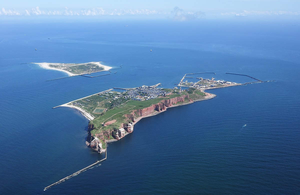 Aerial_image_of_Heligoland.jpg