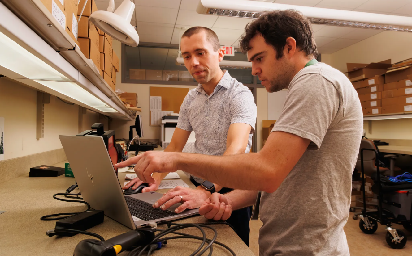 ͼ8 ֲ��걾�ݱ걾���ø߹���ɨ�����ֲ��ʶ���뱣��.png