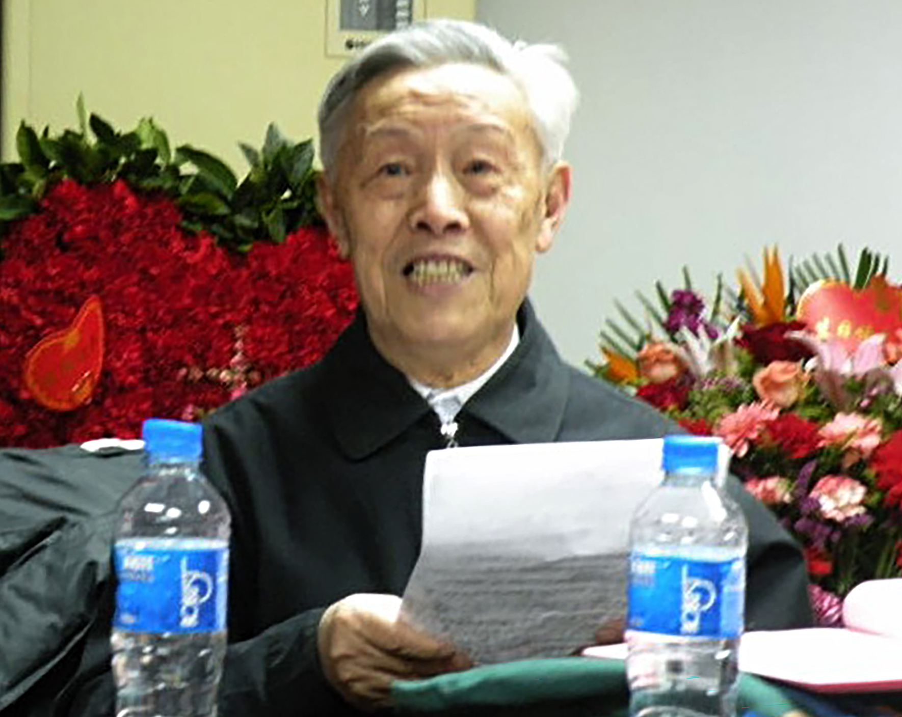 23-3 MGWTYJ10-03-29Cr.jpg