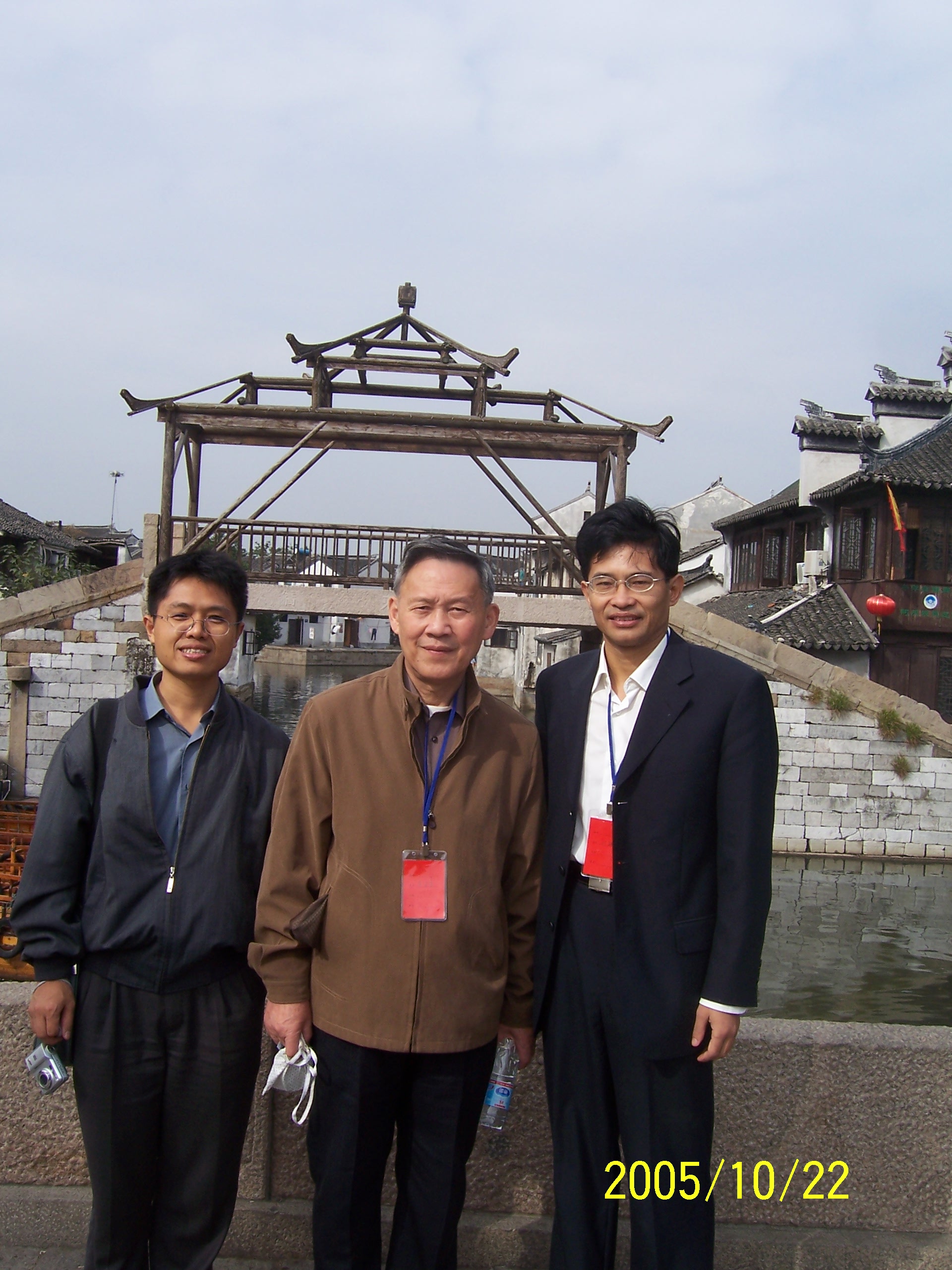 40.2.4.1 2005���_004.jpg