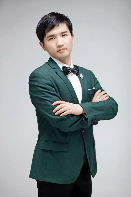 科学网—笑比哭好难看~~~我的婚纱照 - 李天成的博文