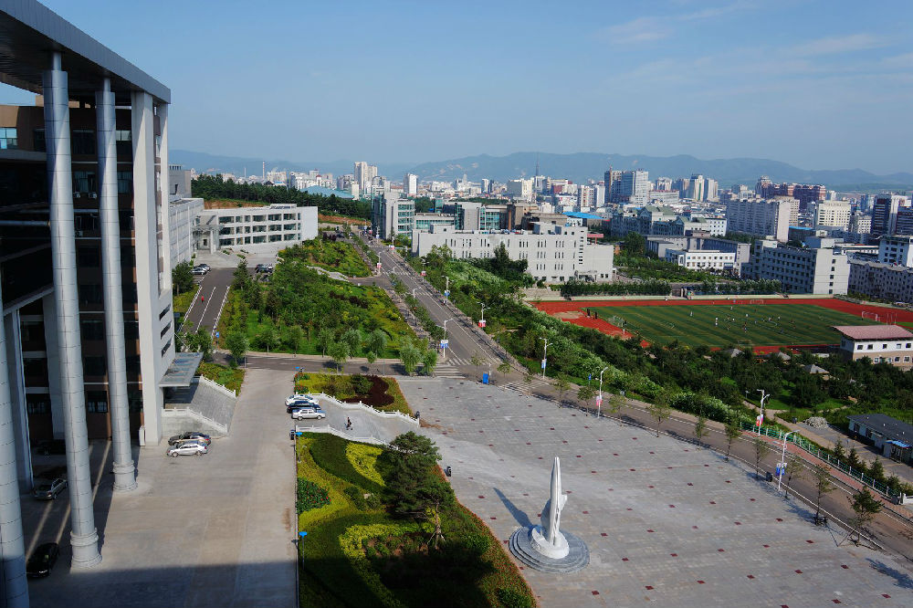 延邊大學留影